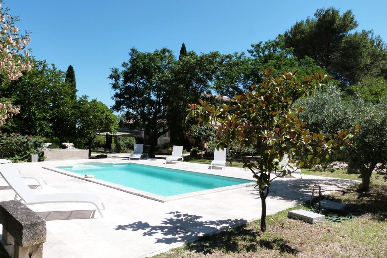 Le Mas Du Lac Saint-Rémy-de-Provence Exterior foto